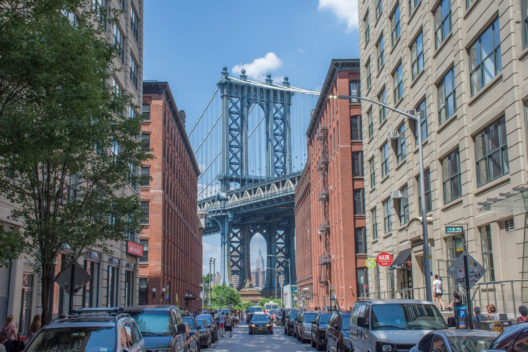 Empire State framed by Manhattan Bridge July 2017