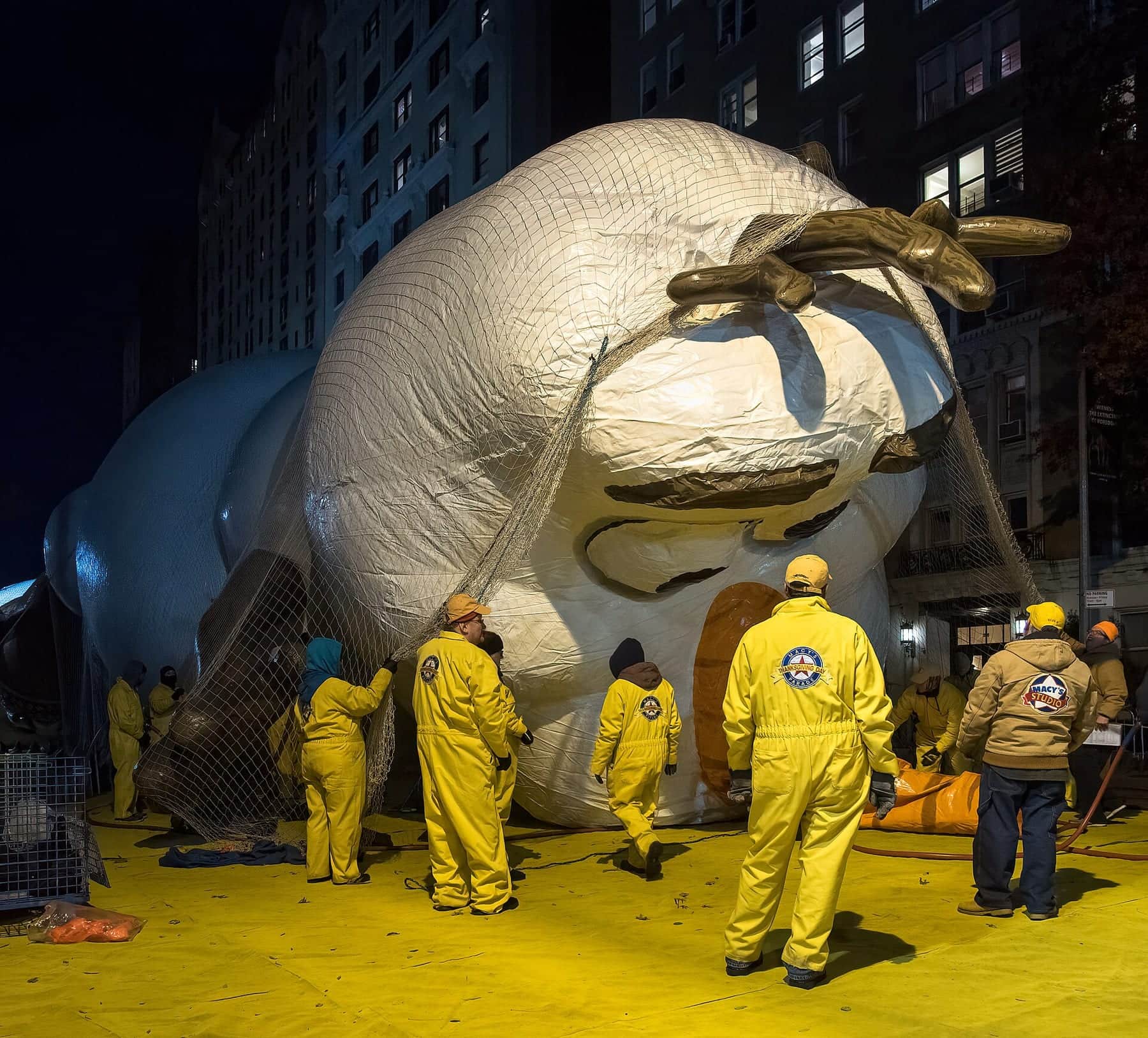 Macy's parade balloon inflation
