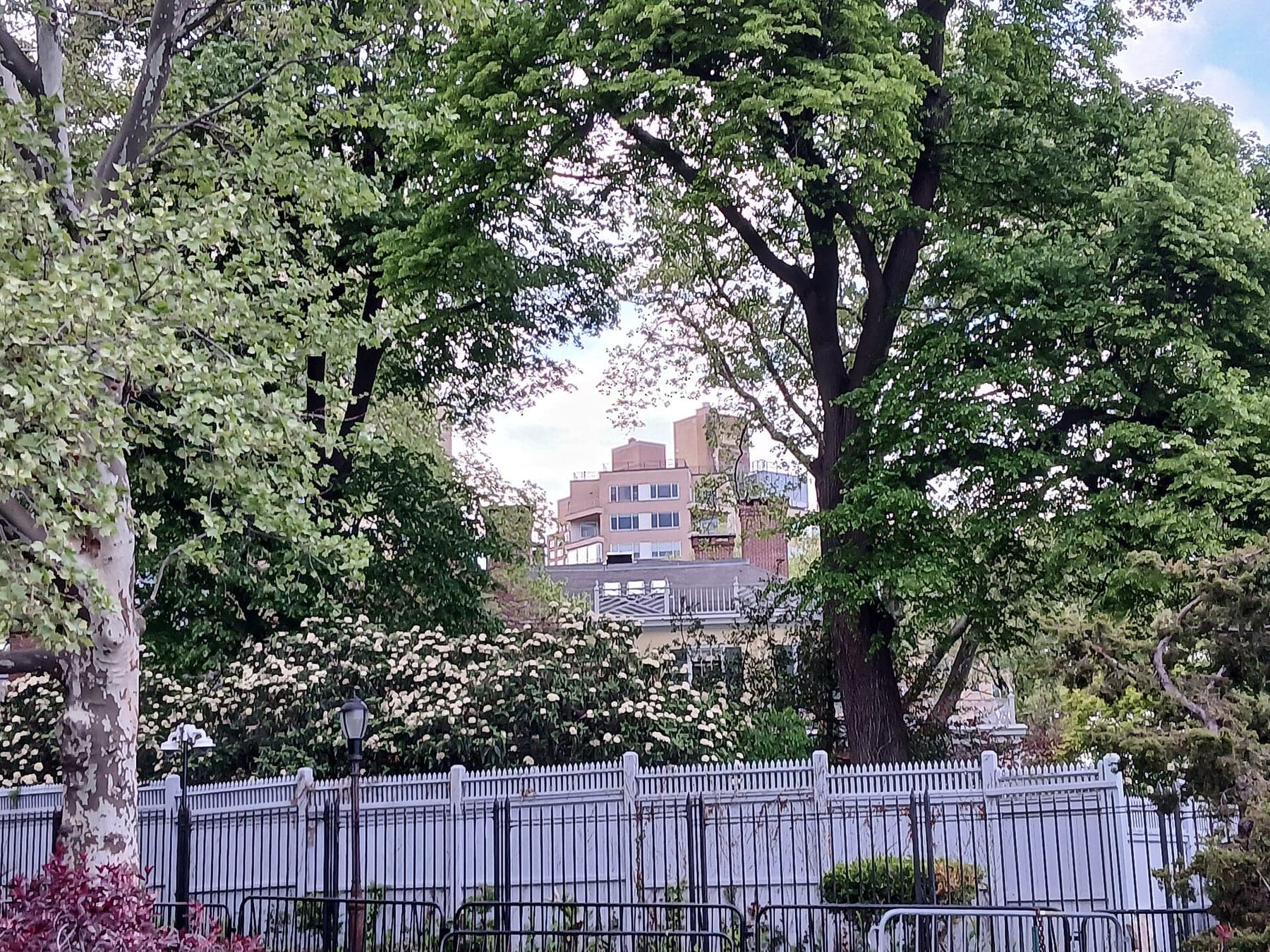 Carl Schurz Park Apr 2026 11